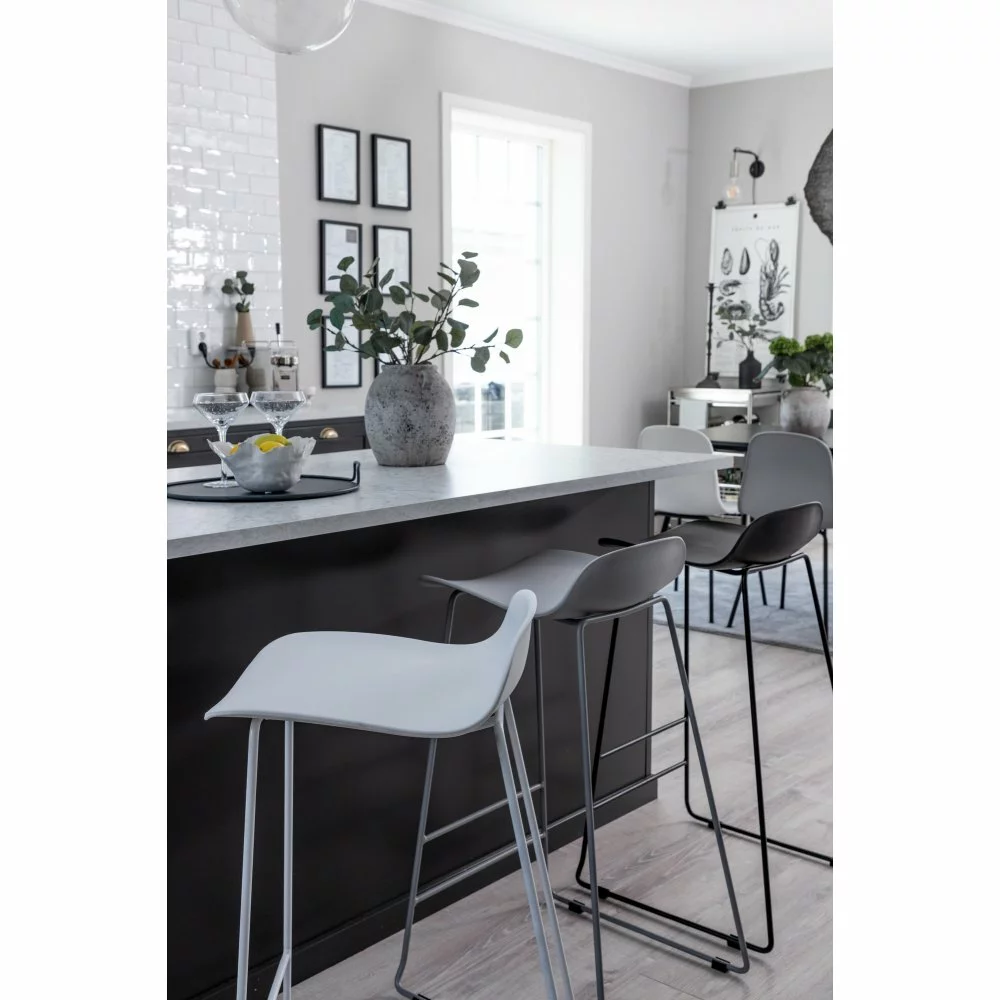 Tuotemerkit Viileä Baarijakkara - Valkoinen Muovi 4 Tuotemerkit Viileä Baarijakkara - Valkoinen Muovi - Bild 2