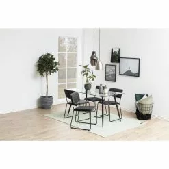 Tuotemerkit Cornelia Ruokapöydän Tuoli - Harmaa -Keittiö- ja ruokapöytätuolit Försäljningsbutik 47a1ddf8fd281fff64db3d5912783b2c9d