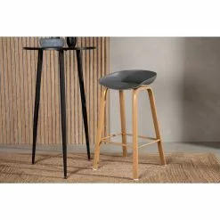 Tuotemerkit Decatur Baarijakkara - Harmaa -Keittiö- ja ruokapöytätuolit Försäljningsbutik 4bb2d6b687743a26e36f8b022c991af642