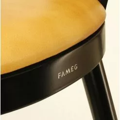 Tuotemerkit Avola Baarituoli - Valinnainen Rungon Ja Verhoilun Väri -Keittiö- ja ruokapöytätuolit Försäljningsbutik 504a14887d31702a48189c1fcaa1f65ecd