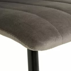 Tuotemerkit Kayla-tuoli - Harmaa Sametti -Keittiö- ja ruokapöytätuolit Försäljningsbutik 90daa2755d271febcf78330d68b0476c02