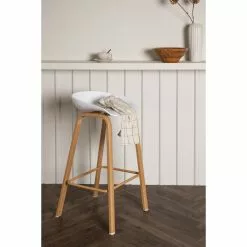 Tuotemerkit Decatur Baarijakkara - Valkoinen -Keittiö- ja ruokapöytätuolit Försäljningsbutik 913251fa241af2f3336d6d25423c21c9cc