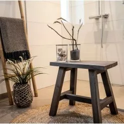 Tuotemerkit Barcelonan Penkki - Tiikki -Keittiö- ja ruokapöytätuolit Försäljningsbutik b6f55e5d52448a48b71e20f73d41b051f6