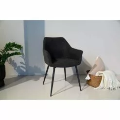 Tuotemerkit Randin Ruokatuoli - Tummanharmaa -Keittiö- ja ruokapöytätuolit Försäljningsbutik f08ca0c2554e4a85c1850170cb847837d3